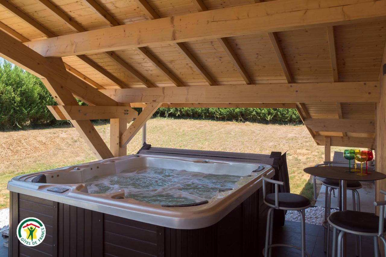 Le Val Des Sens Hotel Chatte Bagian luar foto