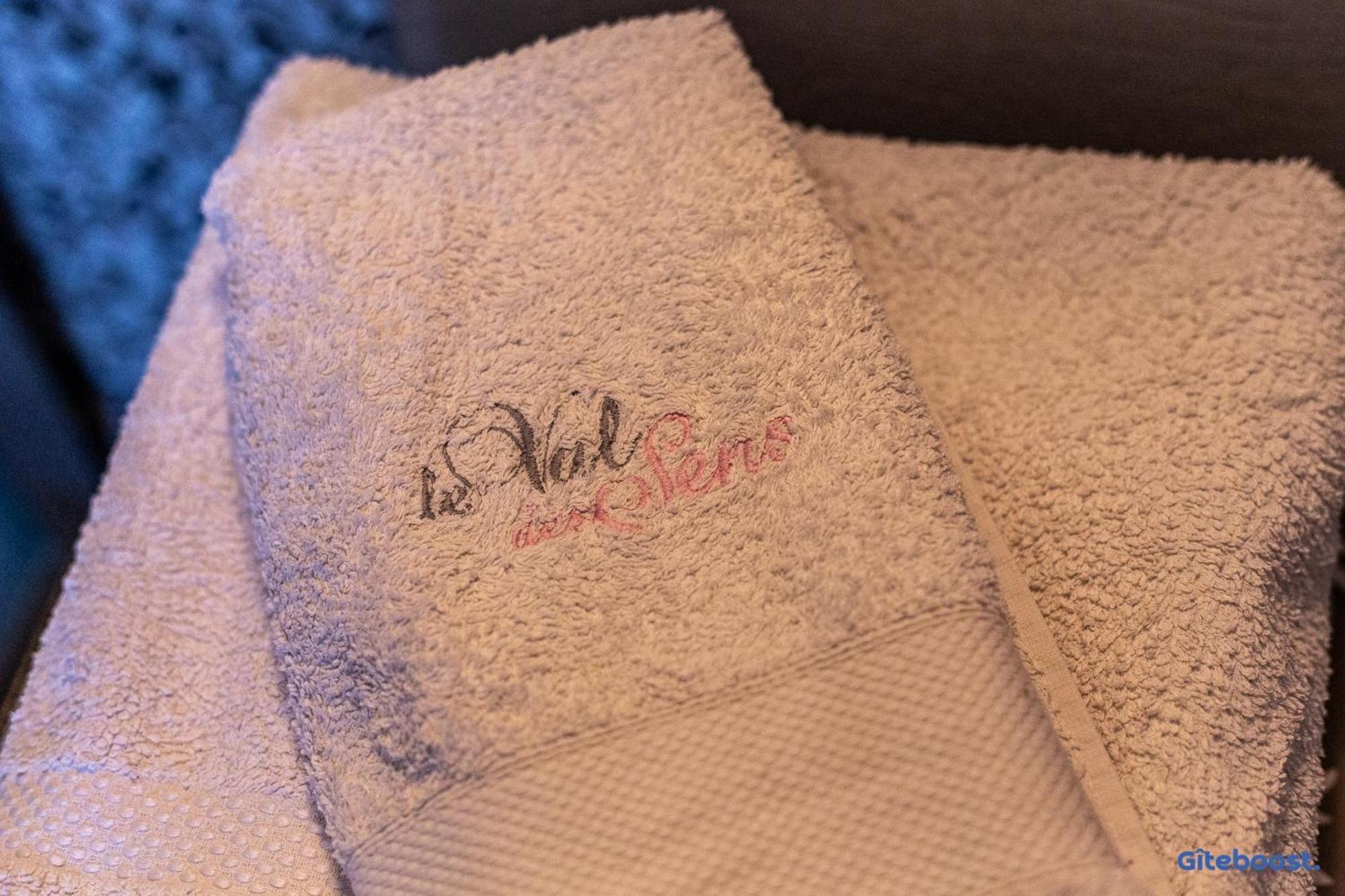 Le Val Des Sens Hotel Chatte Bagian luar foto