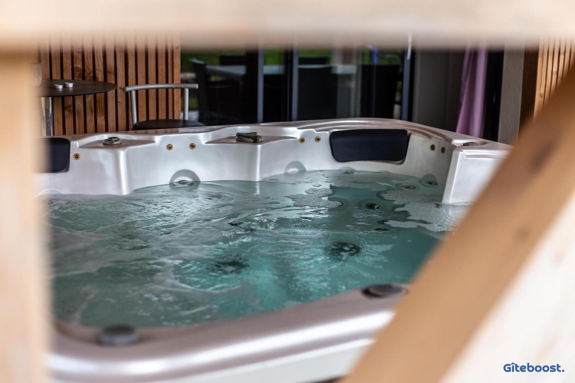 Le Val Des Sens Hotel Chatte Bagian luar foto