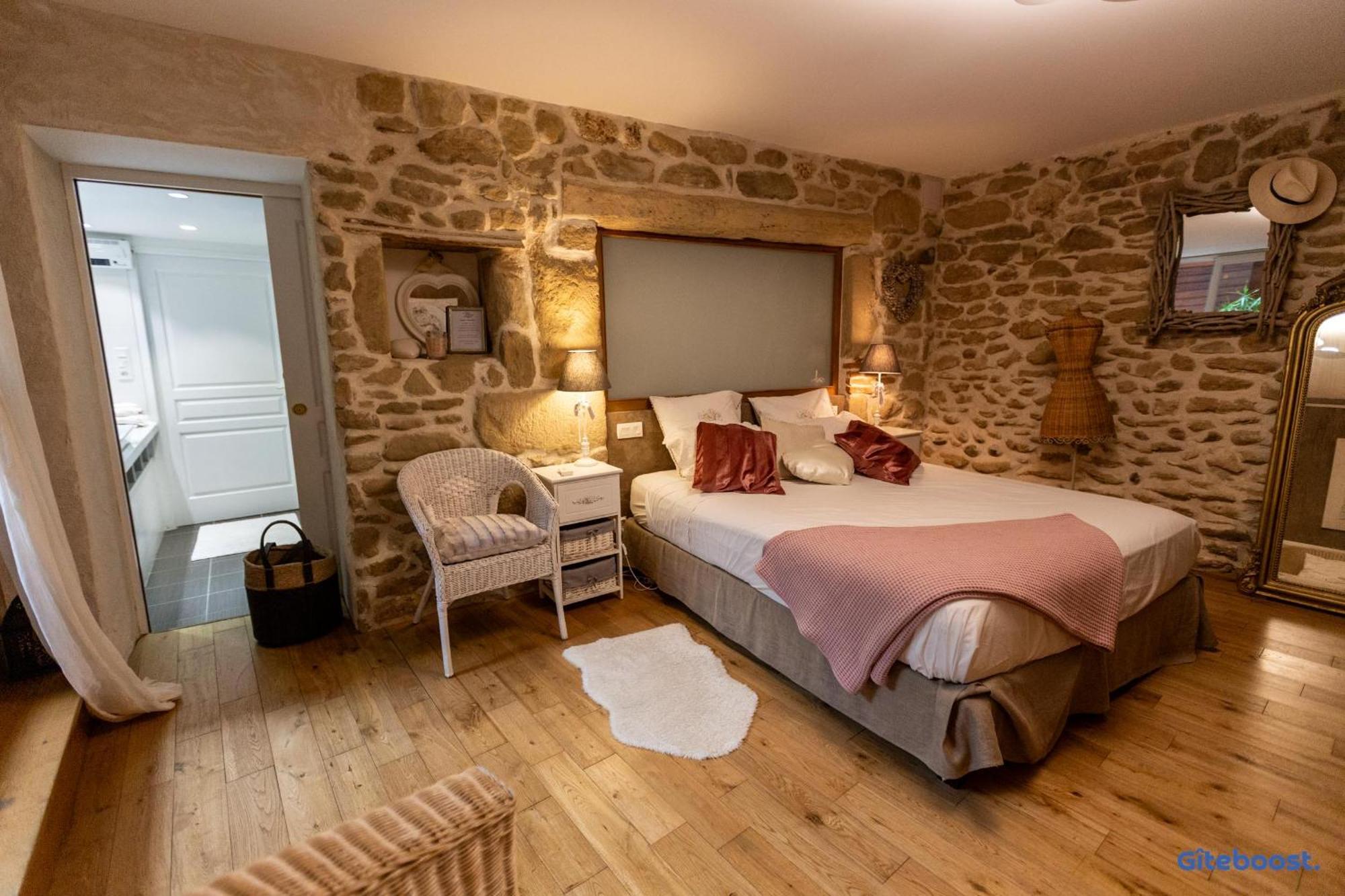 Le Val Des Sens Hotel Chatte Bagian luar foto