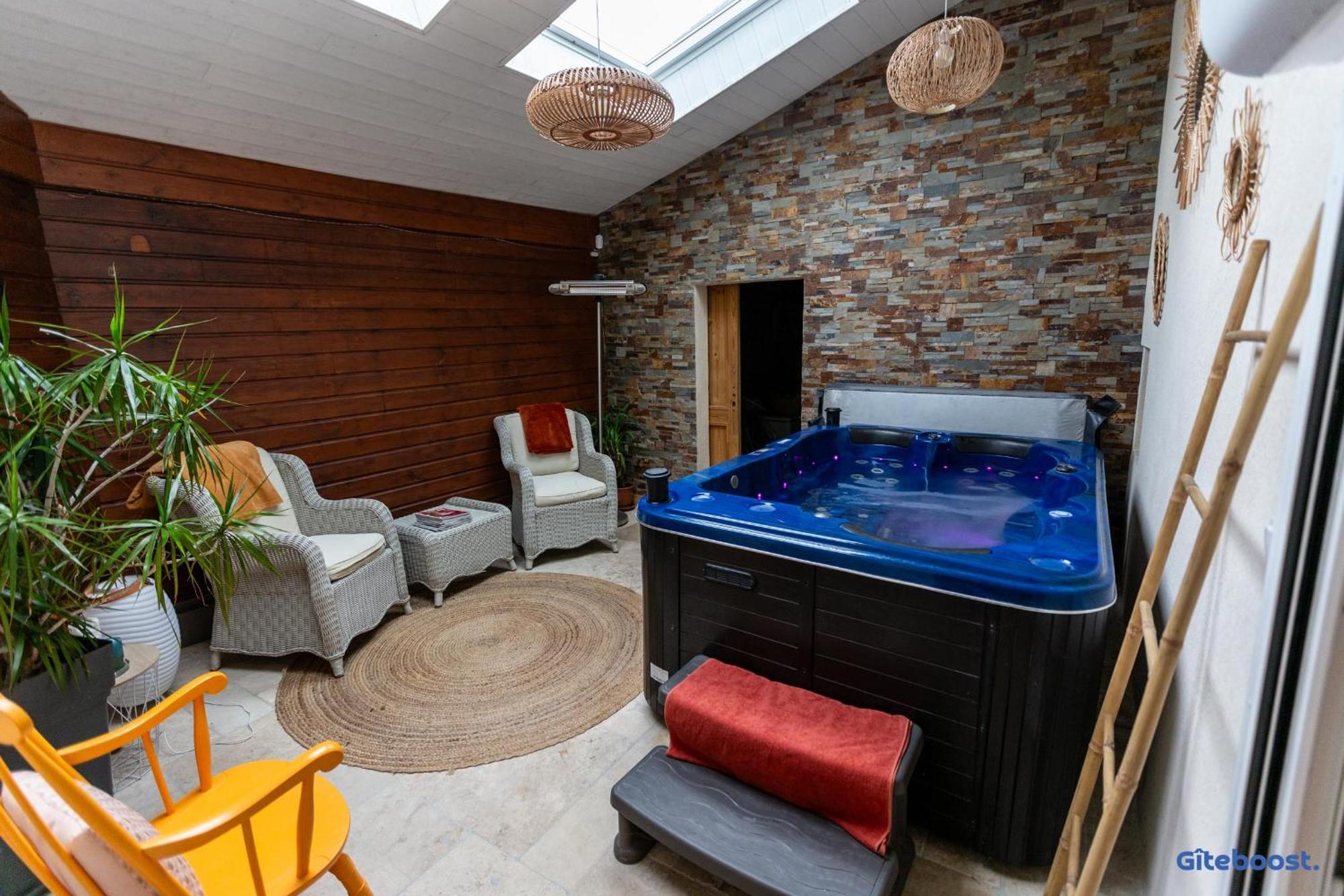 Le Val Des Sens Hotel Chatte Bagian luar foto