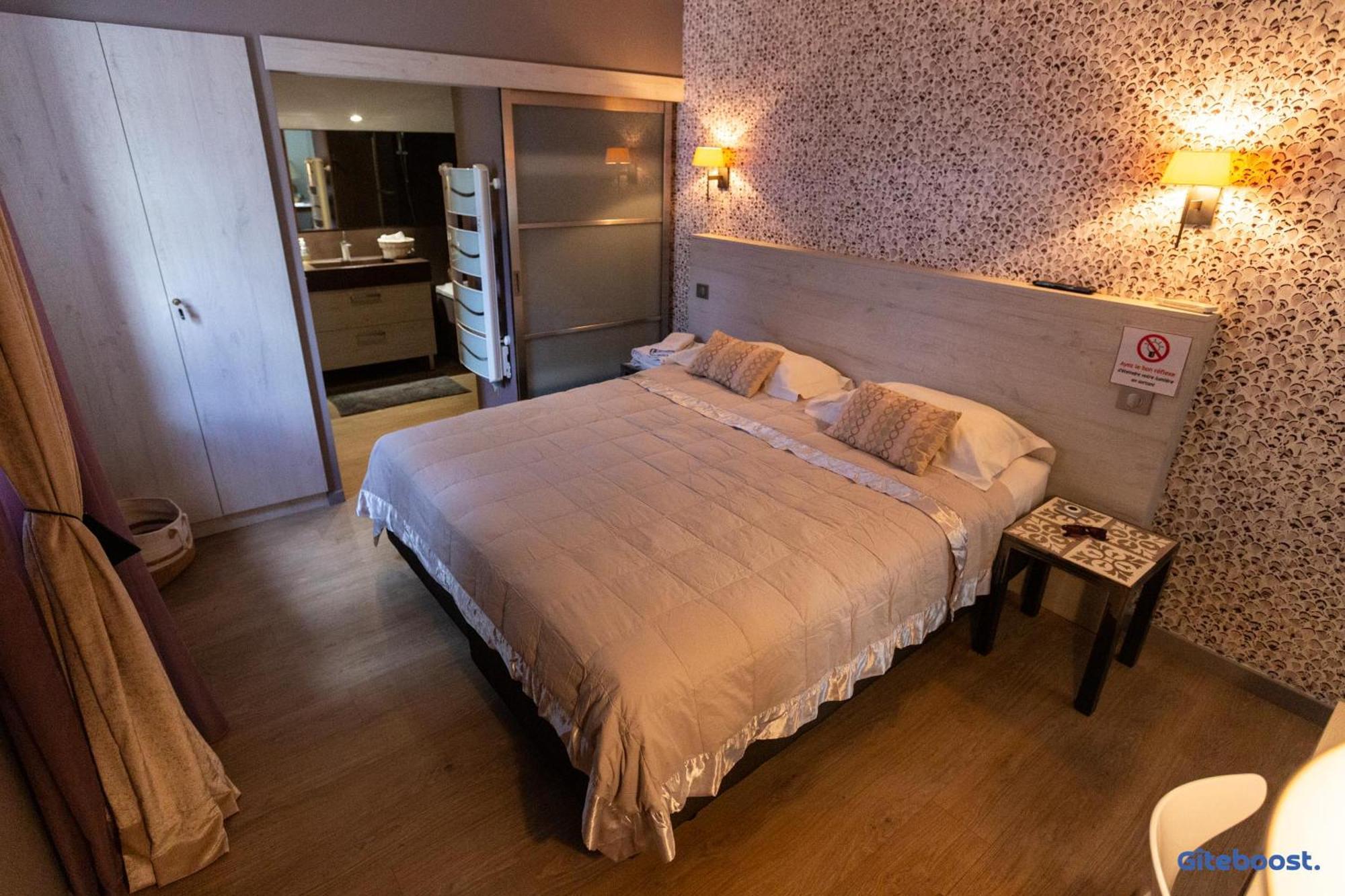 Le Val Des Sens Hotel Chatte Bagian luar foto
